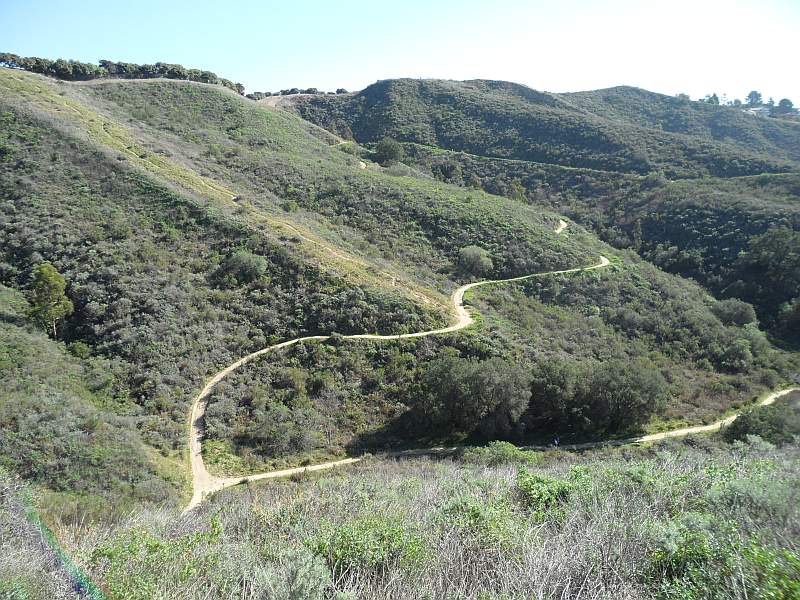 hiking trails in Arroyo Verde Park